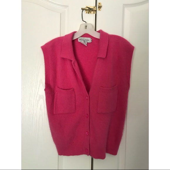 VINTAGE BLOOMINGDALES Hot Pink Sweater Vest - Picture 1 of 2